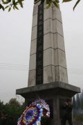 牛长岭抗日战士纪念碑