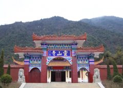 冕宁灵山寺