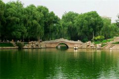 万柳塘公园