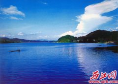 江谷平湖