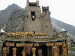 藏民族居民碉楼